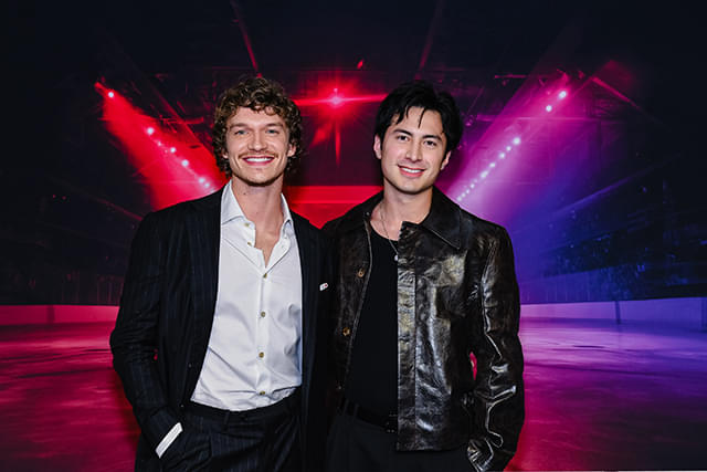 「Heated Rivalry」トロントプレミアに参加したコナー・ストーリーとハドソン・ウィリアムズ