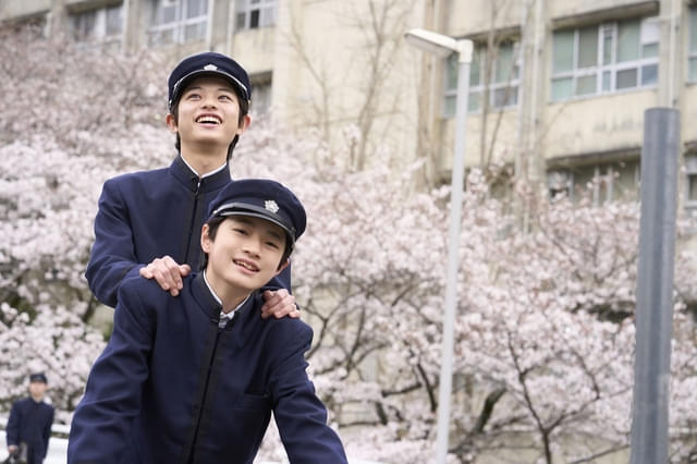 黒川想矢（左）と越山敬達（右）