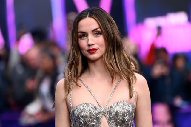 アナ・デ・アルマス、リメイク版「スウェット」に主演 フィットネスインフルエンサーに