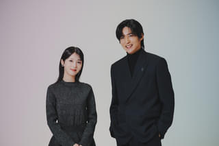 浜辺美波、目黒蓮の“背中”で感じた作品愛【「ほどなく、お別れです」インタビュー】