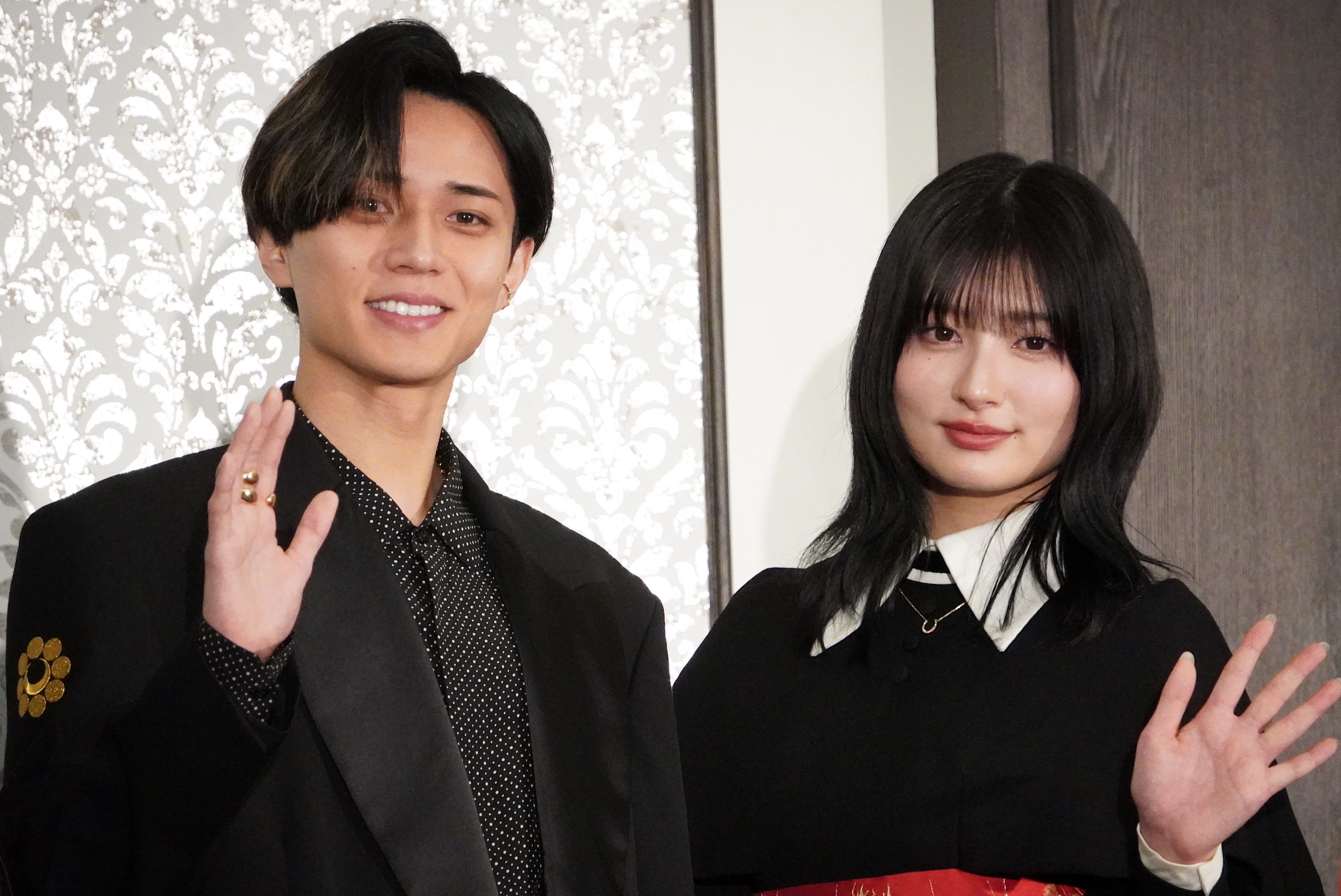 永瀬廉×吉川愛、3人で“恋人繋ぎ”の撮影秘話「鬼の花嫁」