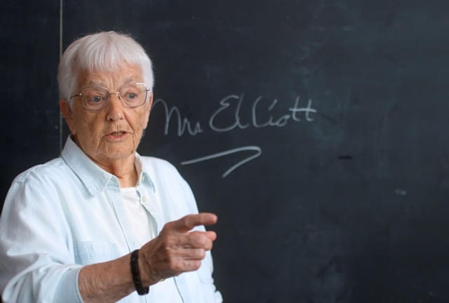 「Jane Elliott Against the World」