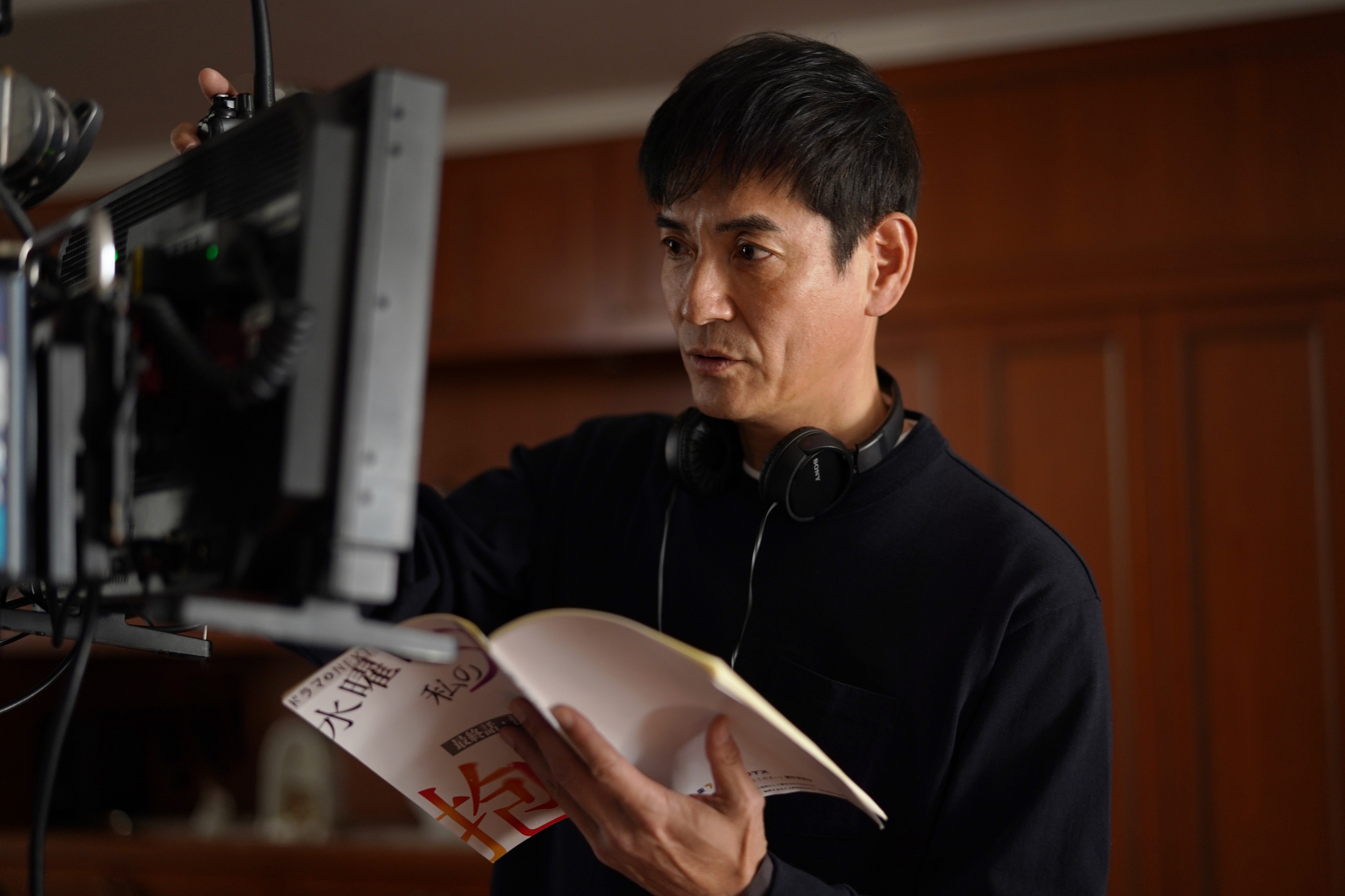 沢村一樹、公認不倫ドラマで連ドラのチーフ監督に初挑戦！ テレ東「水曜日、私の夫に抱かれてください」4月スタート