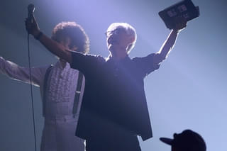 ミステリーの名手・堤幸彦監督の演出をキャストが明かす 「ミステリー・アリーナ」制作現場エピソードとメイキング写真を披露