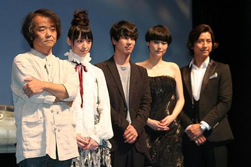 押井守、「スカイ・クロラ」の菊地凛子、加瀬亮ら豪華声優に満足