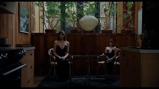 革新的ホラー「KEEPER キーパー」謎が謎を呼ぶ理解不能な本編映像公開 大小サイズ異なる美女が突如現れて……