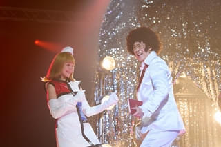 唐沢寿明がノリノリのダンスで登場！ 「ミステリー・アリーナ」本編冒頭映像を披露