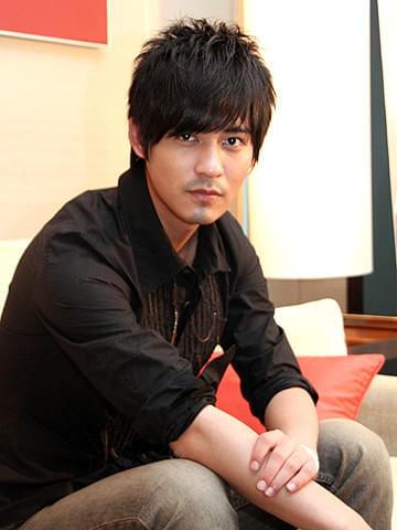 役者として成長続けるF4ビック・チョウ。出演作「闘茶」を語る