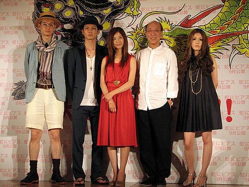 蜷川幸雄の新たなミューズ、吉高由里子が大胆ヌードも披露。「蛇にピアス」