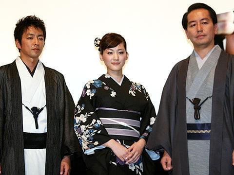 綾瀬はるか、サイボーグの次は座頭市