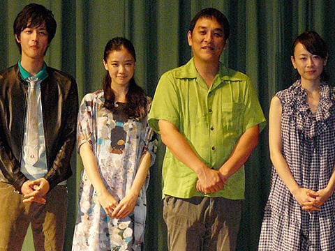 蒼井優がまさかの“出家”宣言？「百万円と苦虫女」初日挨拶