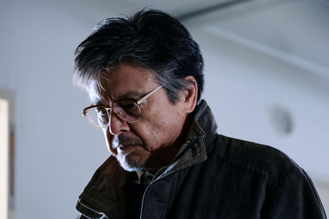 殺害事件への関与が疑われる倉木を演じた三浦友和