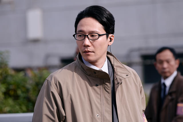 刑事・中本を演じた前原滉