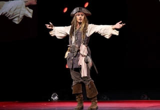 「パイレーツ・オブ・カリビアン」新作、ジョニー・デップと交渉中 主役は交代へ