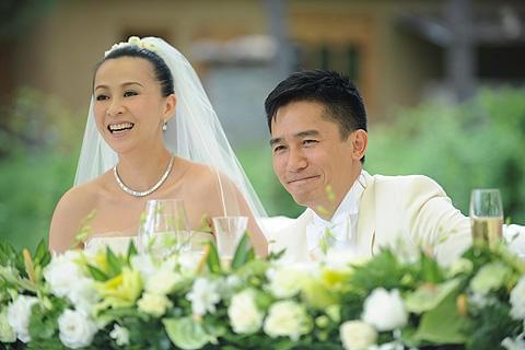 トニー・レオンが、カリーナ・ラウとブータン王国で挙式！