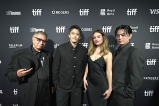 三池崇史監督「バッド・ルーテナント：トウキョウ」トロント国際映画祭でお披露目！ 小栗旬らキャストとダークな“三池ワールド”にファン大歓声