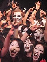 会場はデスメイク一色！