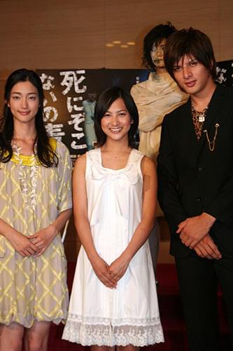 谷村美月、肌荒れが大変！ホラー映画「死にぞこないの青」完成