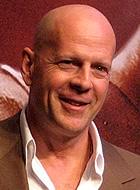 俳優ブルース・ウィリスが、サイコスリラーで映画監督デビュー