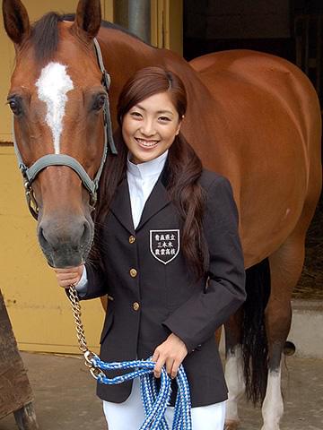 「三本木農業高校、馬術部」長渕文音、馬術に打ち込んだ“青春”振り返る
