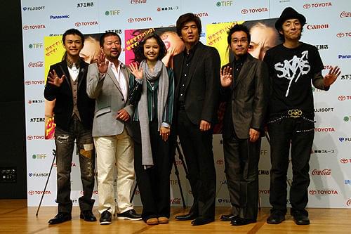 宮崎あおい「クドカンは天才」と絶賛。「少年メリケンサック」会見