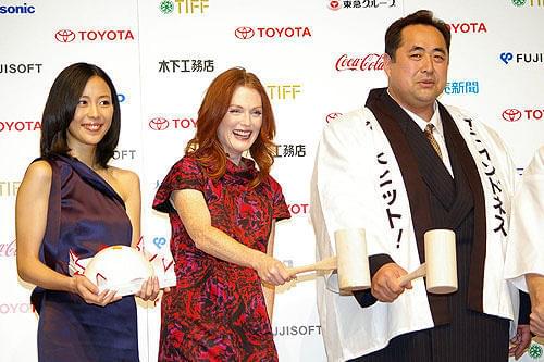 ジュリアン・ムーアが伊勢谷と木村の名演に号泣！「ブラインドネス」会見