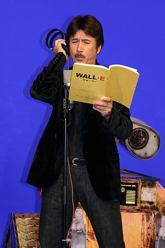 草刈正雄が180キロの巨漢役に！「WALL・E／ウォーリー」アフレコ収録