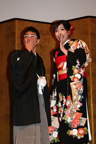 佐藤江梨子、映画「秋深き」で共演の八嶋智人と結婚？