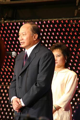 倖田來未、EXILEの祝福にジョン・ウー監督ご満悦。「レッドクリフ」イベント