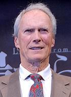 イーストウッド監督が「シックス・センス」風ホラーに挑戦！