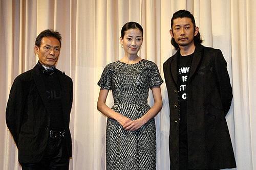 卵をエロティックに食べる宮沢りえに注目！「ゼラチンシルバーLOVE」