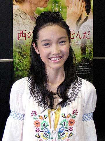 「西の魔女が死んだ」で熱演、14歳の新星・高橋真悠を直撃！