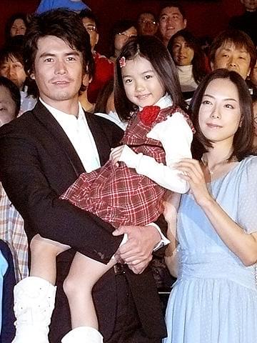 「252／生存者あり」で、伊藤英明“親子”が仲良く舞台挨拶