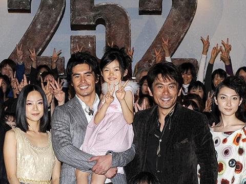 伊藤英明が“愛娘”の手紙に感激！「252／生存者あり」初日舞台挨拶