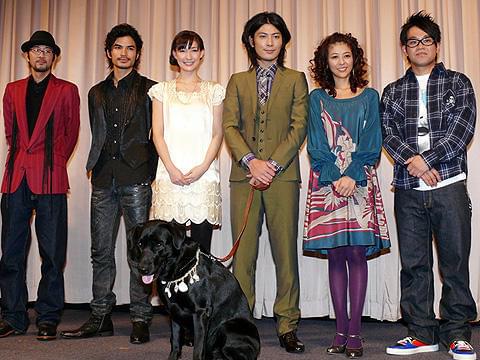 玉山鉄二の爆弾発言に宮川大輔が汗だく。「カフーを待ちわびて」舞台挨拶