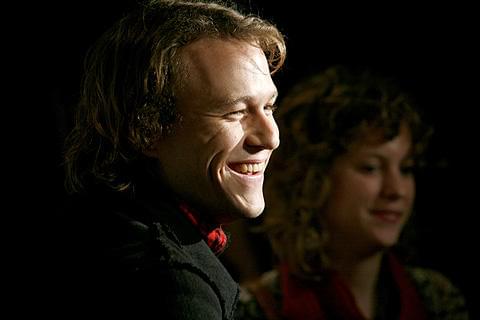 ゴールデングローブ賞のオッズ発表。ヒース・レジャーらが一番人気