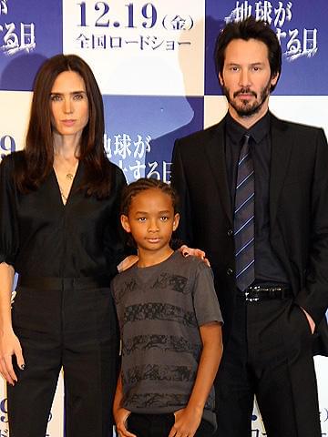 キアヌ＆ウィル・スミス愛息がエコを語る。「地球が静止する日」来日会見