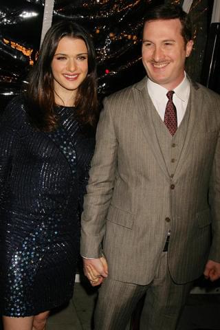 夫アロノフスキーも後押し？