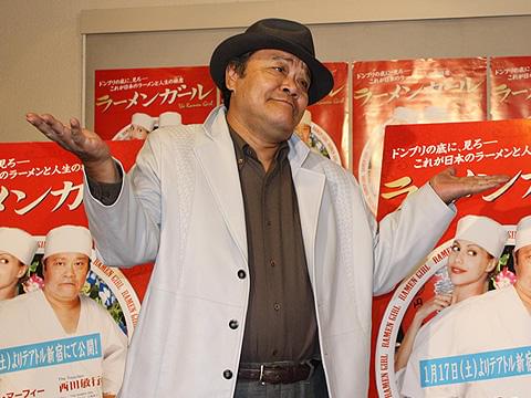 西田流ハリウッドスターのポーズ