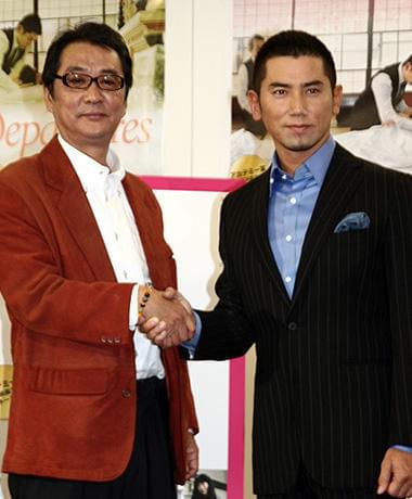 アカデミー賞候補「おくりびと」、本木雅弘が会見し「平静保てない」