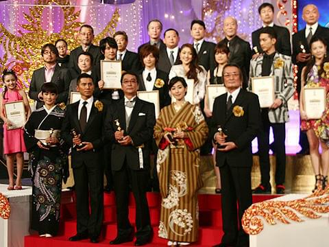 「おくりびと」10部門独占！第32回日本アカデミー賞