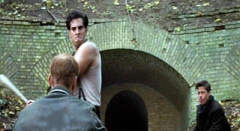 タランティーノ監督作「地獄のバスターズ」の新着ポスター公開