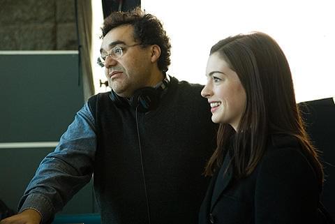 アン・ハサウェイ主演のサスペンス「パッセンジャーズ」監督に聞く