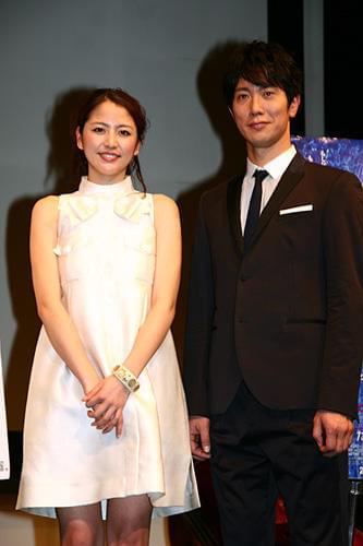 長澤まさみ、父役の佐々木蔵之介が「すごくダンディー」。「群青」完成