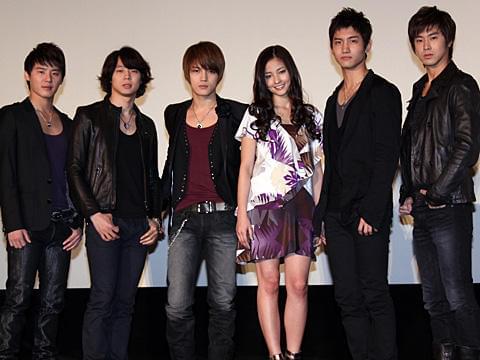 黒木メイサ「東方神起のメンバーに入れそう？」。主演作「昴」舞台挨拶