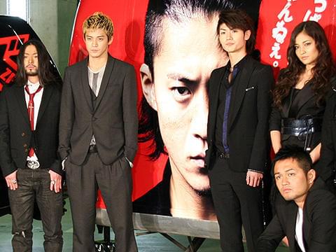 小栗、山田ほかキャスト20人登壇で大騒ぎ！「クローズZERO II」プレミア