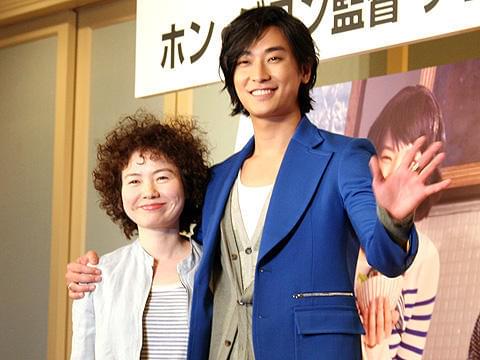 ホン・ジヨン監督とチュ・ジフン