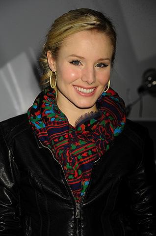 スタイル抜群！クリステン・ベルがディズニーの新作コメディに主演