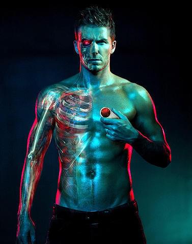 20万円の超高級携帯！誰が買うの？