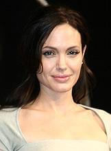 アンジー主演に コーンウェルもゴーサイン!